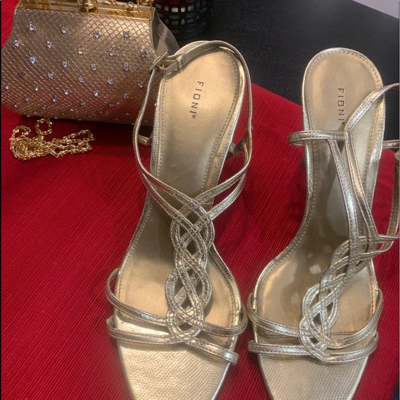 Can’t wear them anymore…assorted Size 8 shoes….$8 a pair - Picture 2 of 15